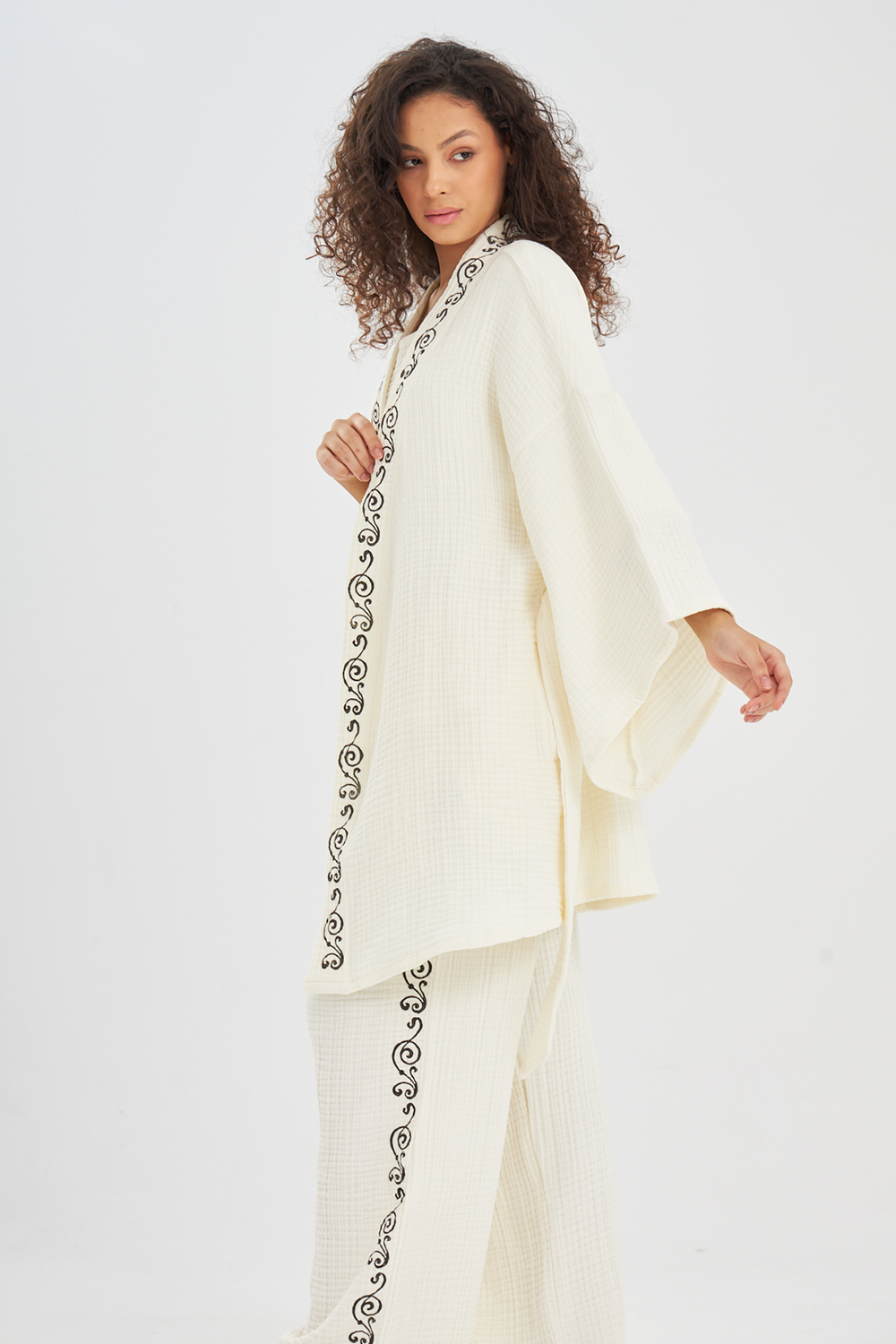 Krem Bürümcük Kimono